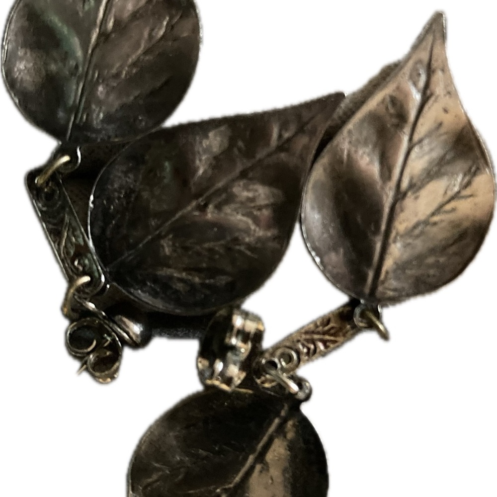 Leaf Motif Silver Earrings